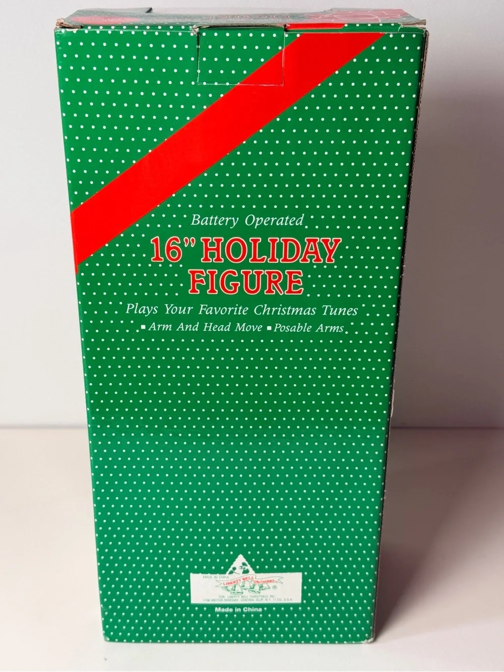 Holiday Creations 16” Moving Figure Plays Musical Christmas Battery Operated Elf
